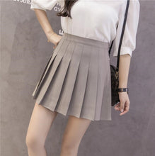 Carica l'immagine nel visualizzatore di Gallery, Women high waist pleated skirt Sweet Cute Girls Dance Mini Skirt Cosplay black white skirt kawaii Female Mini Skirts Short