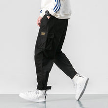 Carica l&#39;immagine nel visualizzatore di Gallery, Autumn Winter Harem Baggy Pants Men Hip Hop Streetwear Warm Mens Trousers Casual Long Military Cargo Pants Men Pantaloni Uomo
